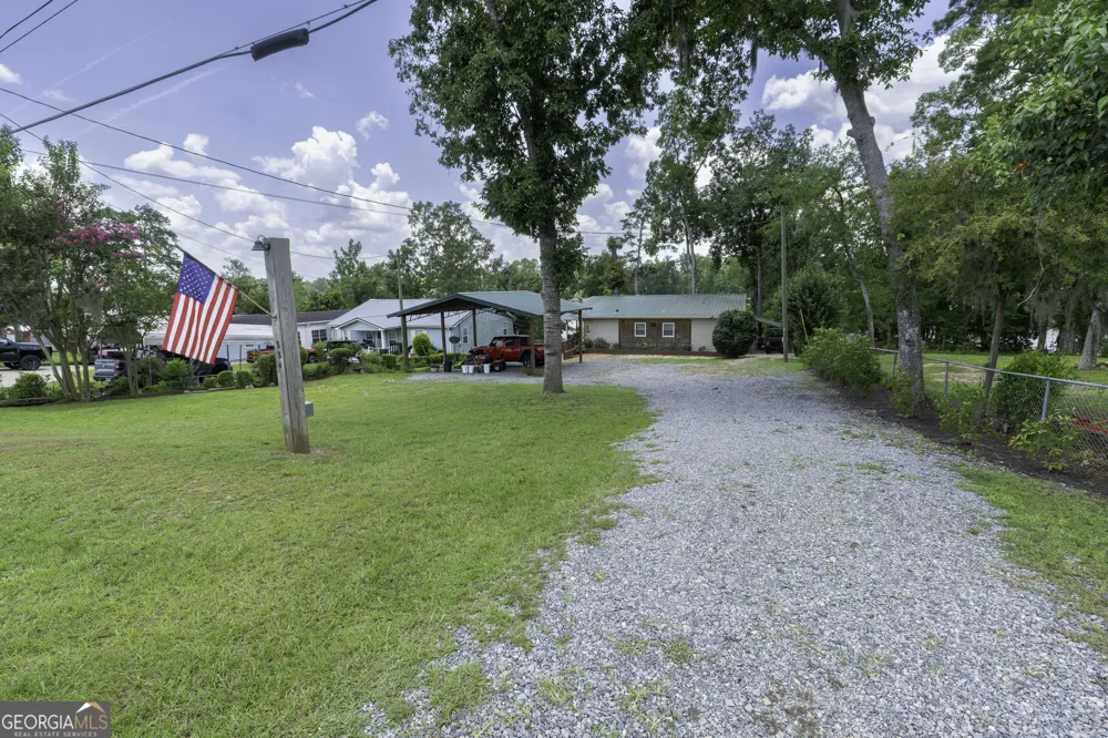 884 S Lake DR East Dublin, GA 31027