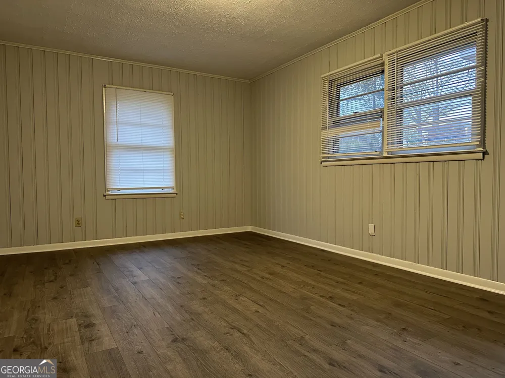 4522 Ridge DR Forest Park, GA 30297