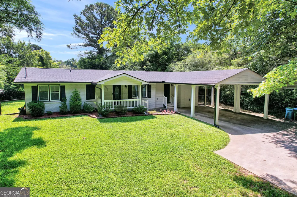 5772 Lilburn Stone Mountain RD Stone Mountain, GA 30087