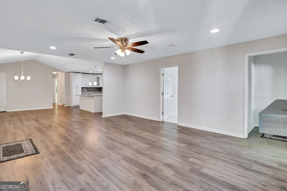 5772 Lilburn Stone Mountain RD Stone Mountain, GA 30087