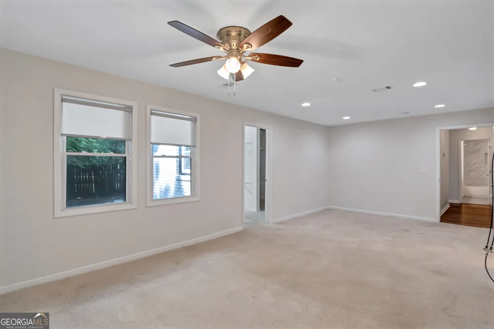 5772 Lilburn Stone Mountain RD Stone Mountain, GA 30087