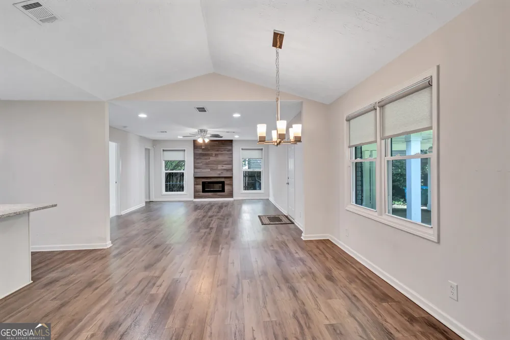 5772 Lilburn Stone Mountain RD Stone Mountain, GA 30087