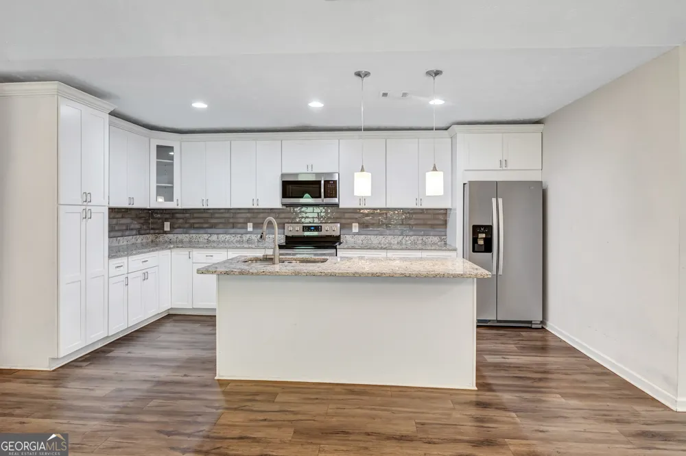 5772 Lilburn Stone Mountain RD Stone Mountain, GA 30087