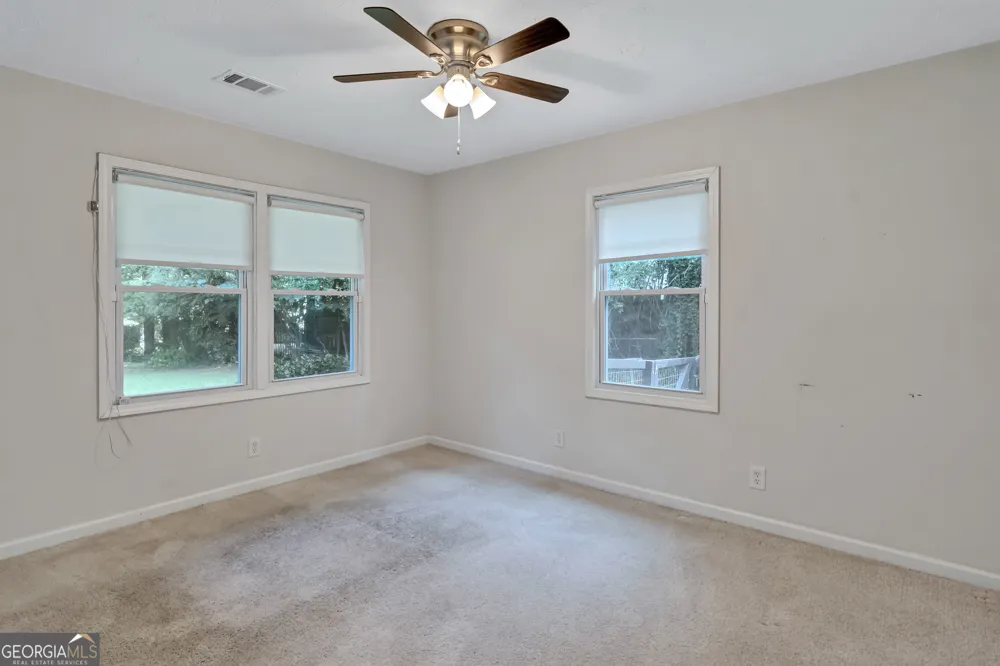 5772 Lilburn Stone Mountain RD Stone Mountain, GA 30087