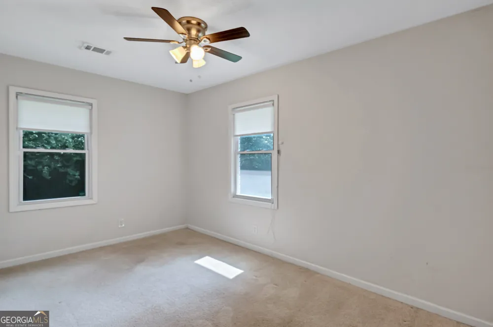 5772 Lilburn Stone Mountain RD Stone Mountain, GA 30087
