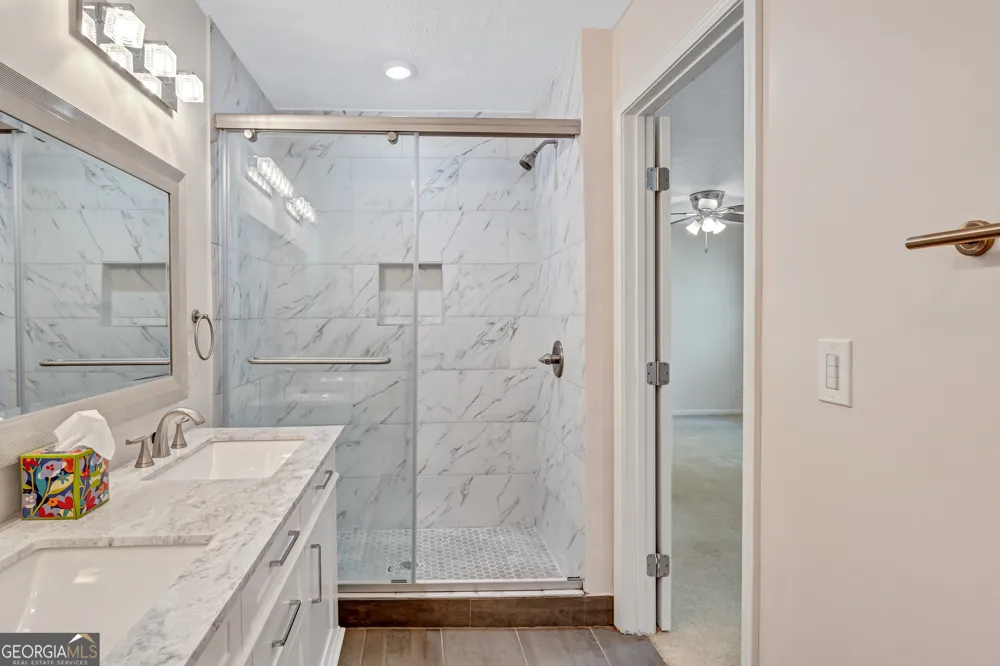 5772 Lilburn Stone Mountain RD Stone Mountain, GA 30087