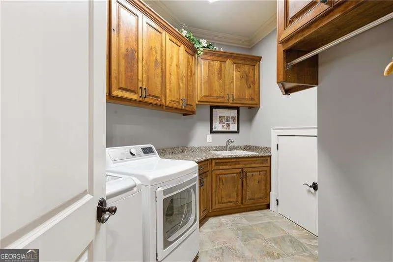 210 Etowah LNDG Ball Ground, GA 30107