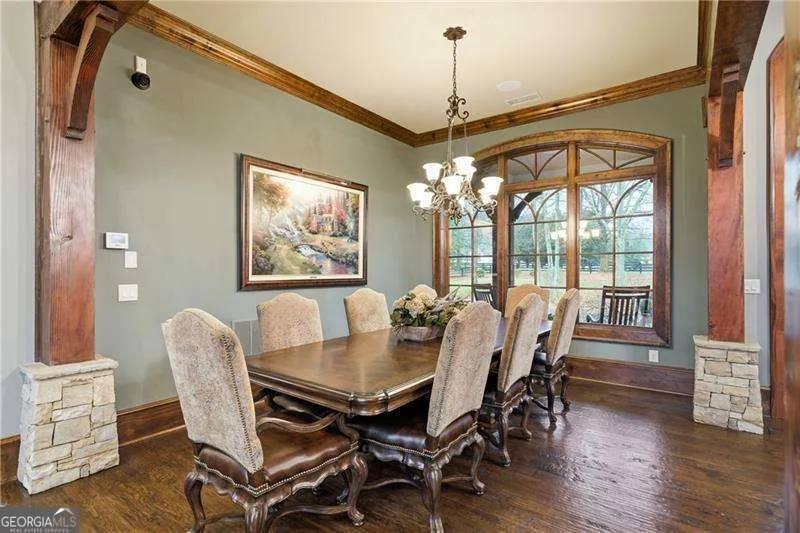 210 Etowah LNDG Ball Ground, GA 30107