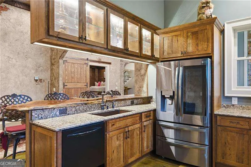 210 Etowah LNDG Ball Ground, GA 30107