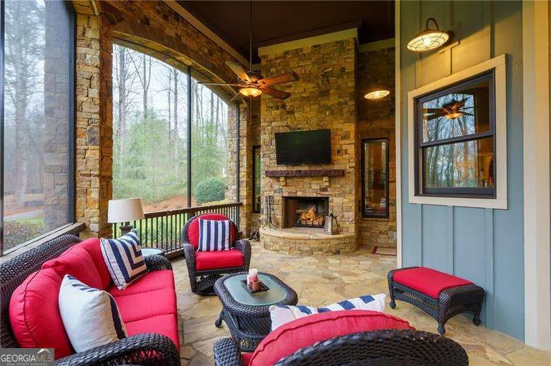 210 Etowah LNDG Ball Ground, GA 30107