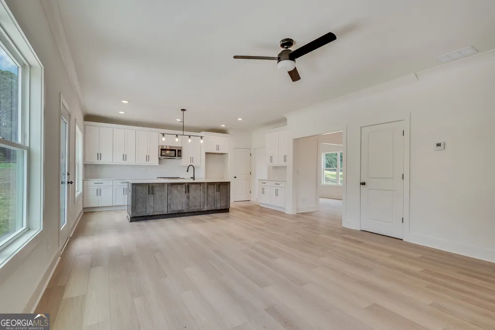 380 Pitts Chapel RD Newborn, GA 30056