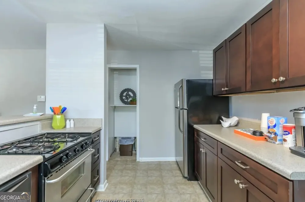 1900 Rosemont PKWY Roswell, GA 30076