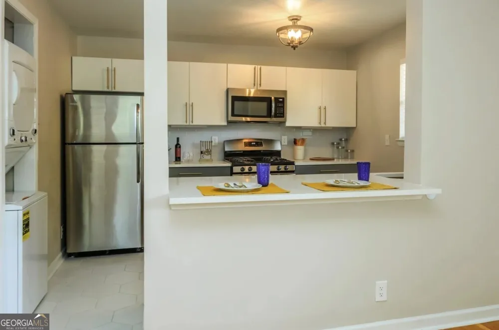 1900 Rosemont PKWY Roswell, GA 30076
