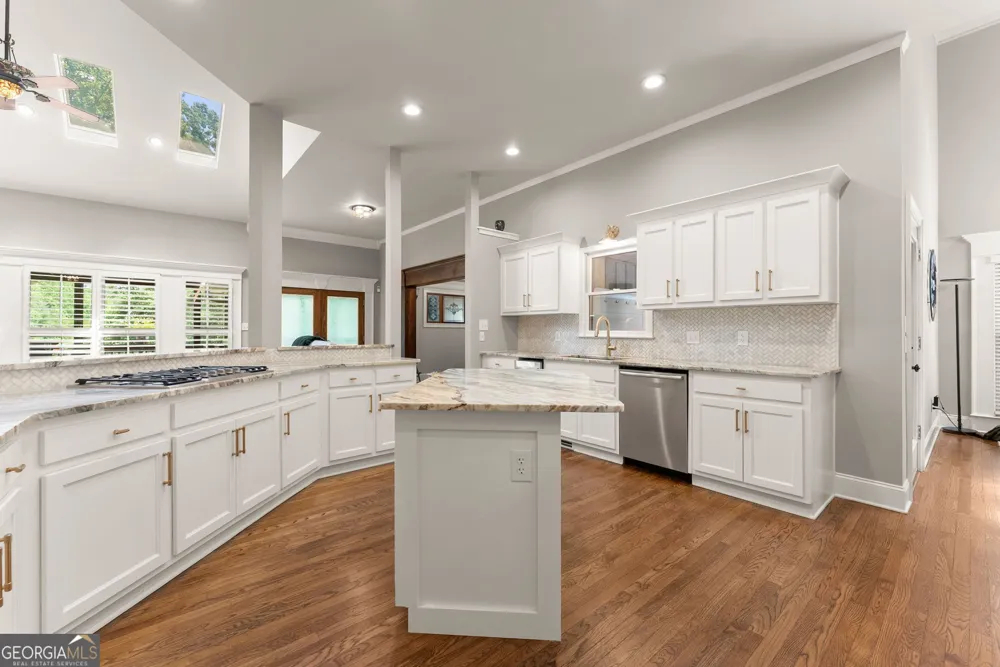 5825 Sweetbottom LN Clermont, GA 30527