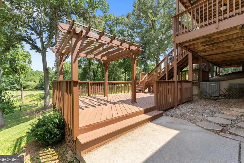 5825 Sweetbottom LN Clermont, GA 30527