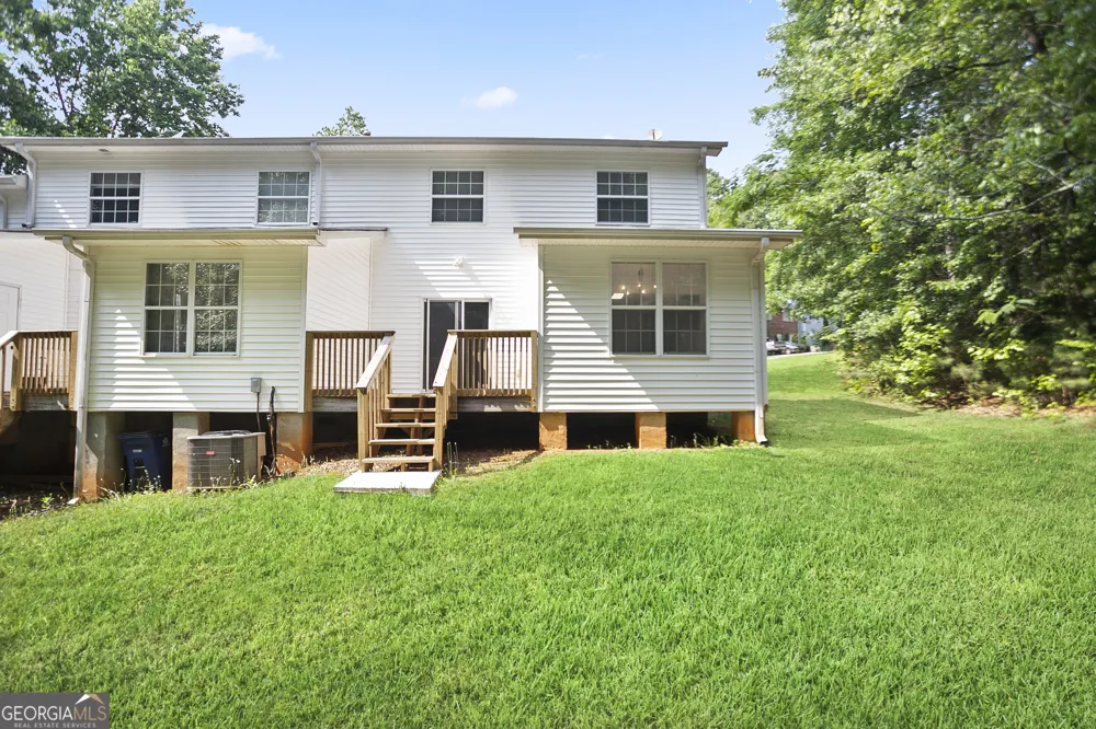 6712 Lakewood DR Douglasville, GA 30135