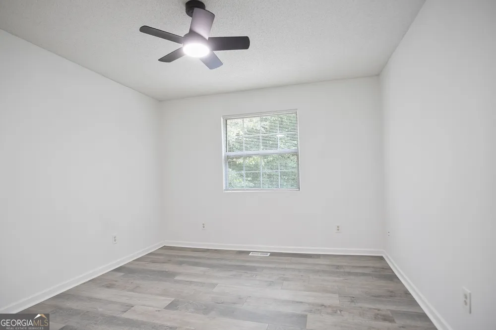 6712 Lakewood DR Douglasville, GA 30135