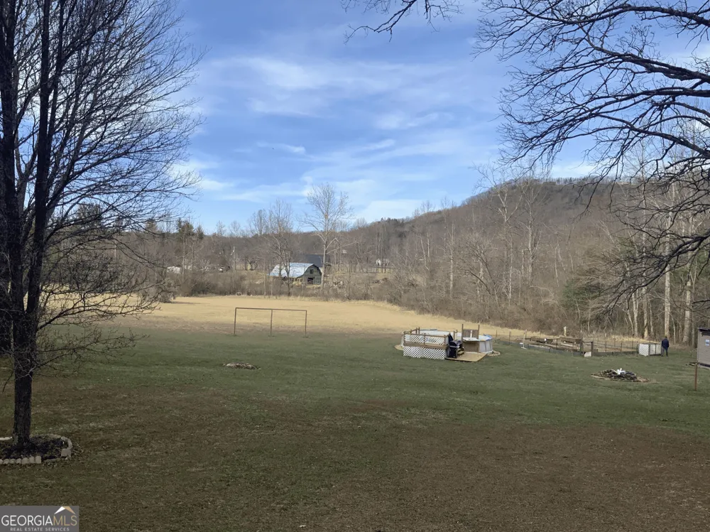 187 Bierce DR Young Harris, GA 30582