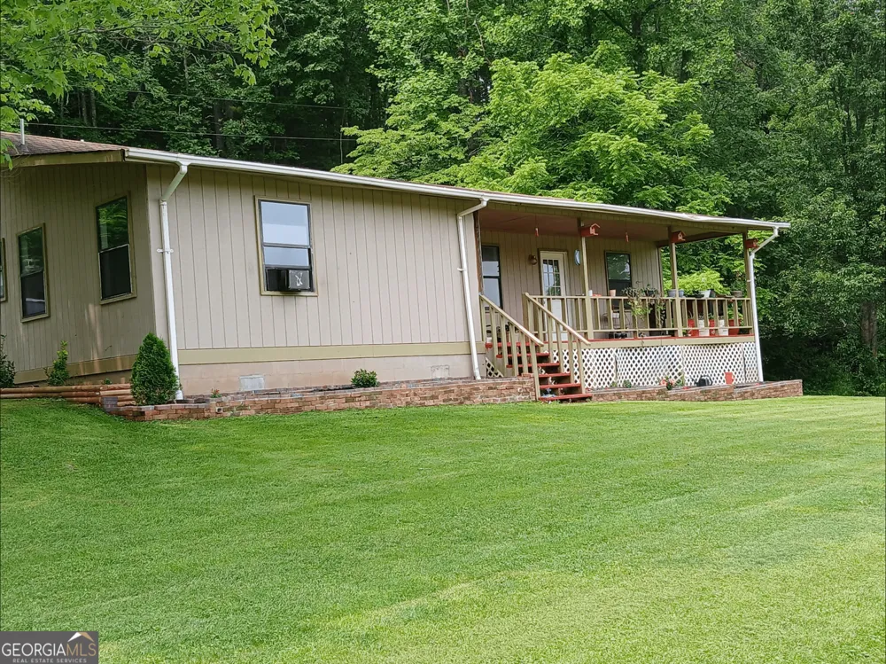 187 Bierce DR Young Harris, GA 30582