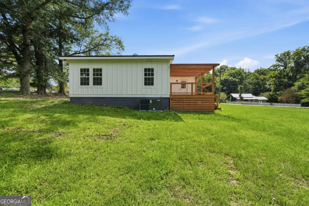 203 Main ST SE Toomsboro, GA 31090