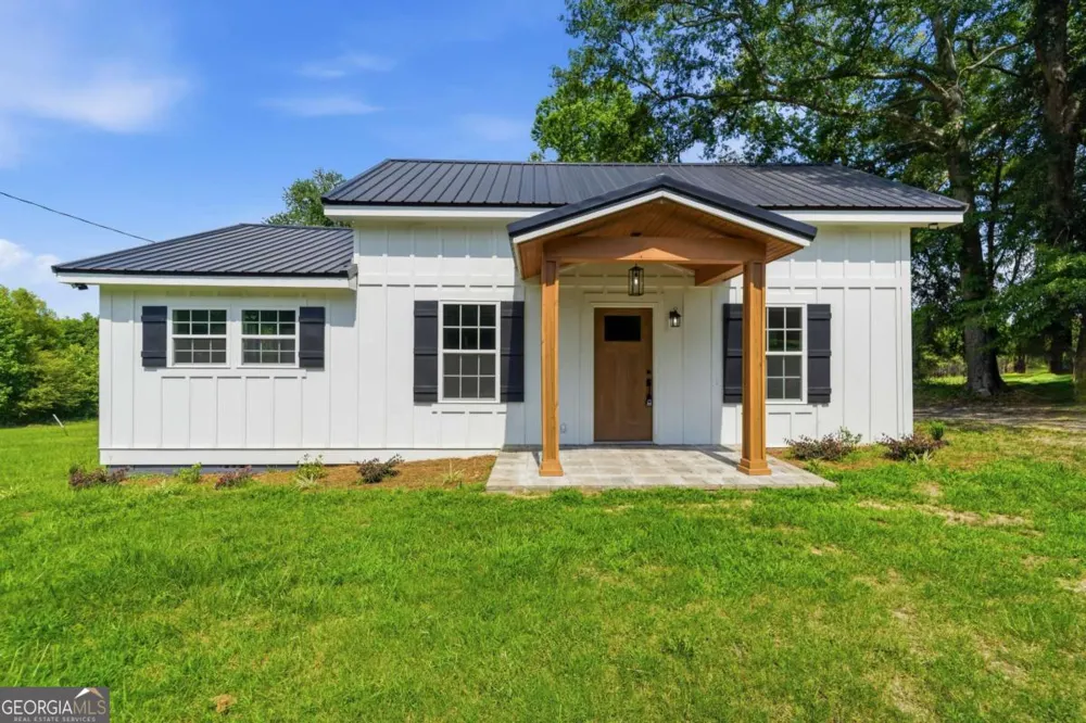203 Main ST SE Toomsboro, GA 31090