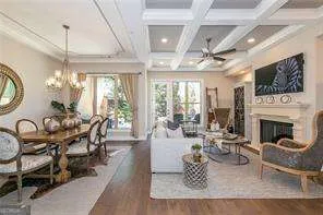 121 Via Roma Woodstock, GA 30188