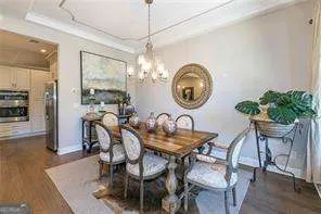 121 Via Roma Woodstock, GA 30188