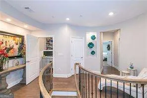 121 Via Roma Woodstock, GA 30188