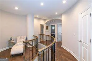 121 Via Roma Woodstock, GA 30188