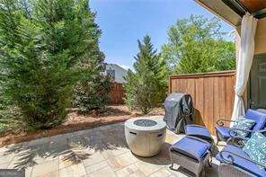 121 Via Roma Woodstock, GA 30188