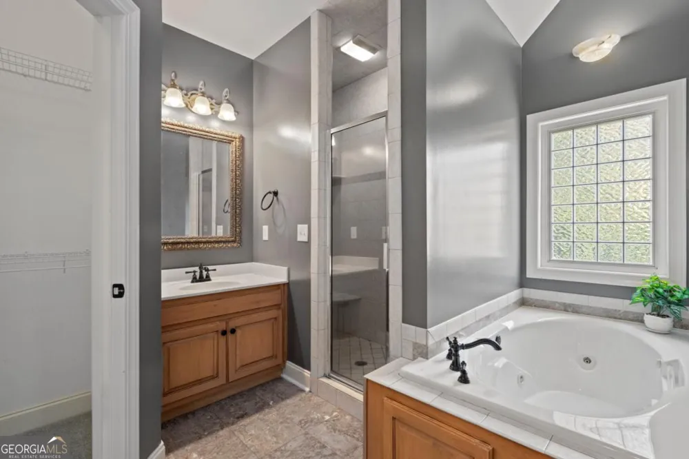 407 Overlook WAY Cohutta, GA 30710