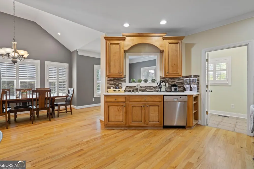 407 Overlook WAY Cohutta, GA 30710
