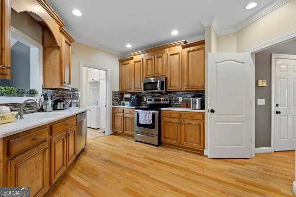 407 Overlook WAY Cohutta, GA 30710