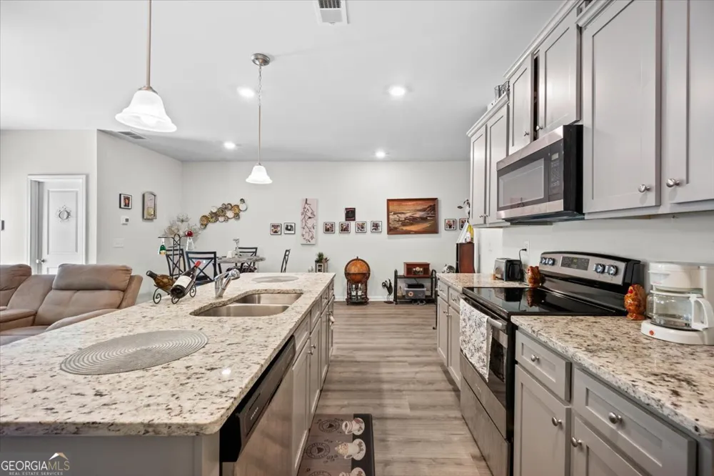 7503 Knoll Hollow RD Lithonia, GA 30058