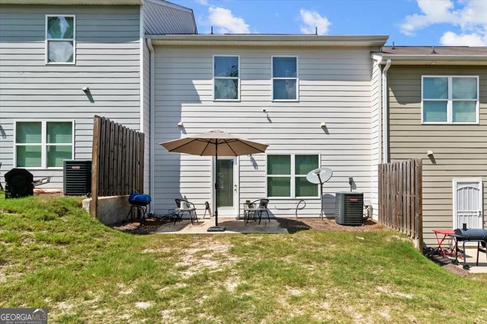 7503 Knoll Hollow RD Lithonia, GA 30058