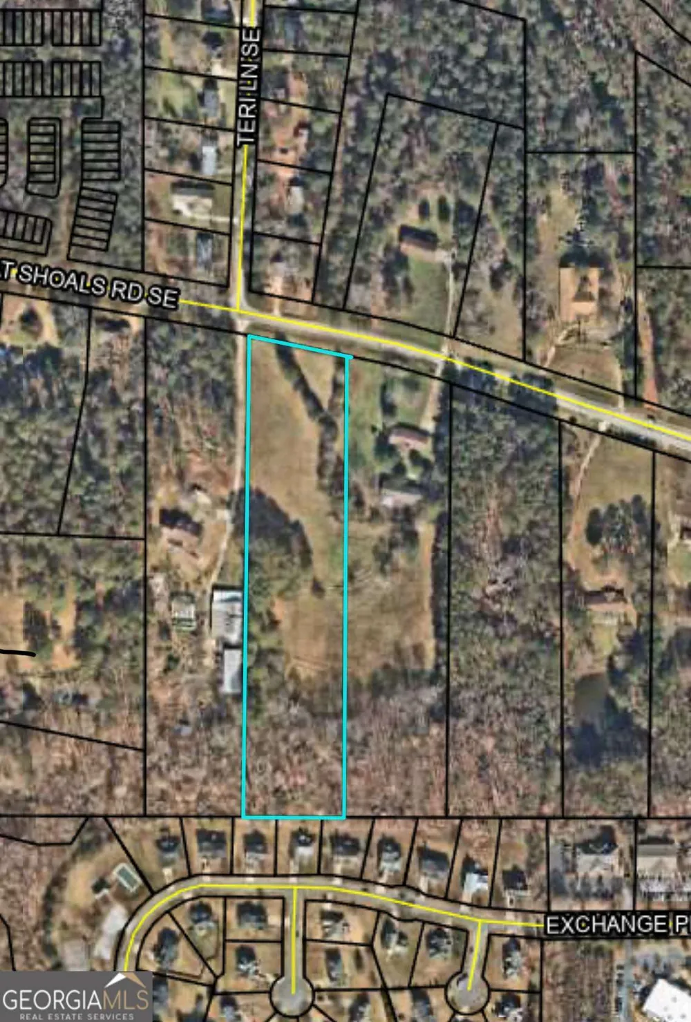 1975 Flat Shoals RD SE Conyers, GA 30013