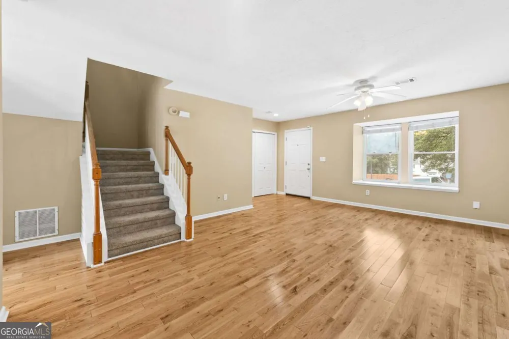 2266 Oak Glenn CIR Duluth, GA 30096