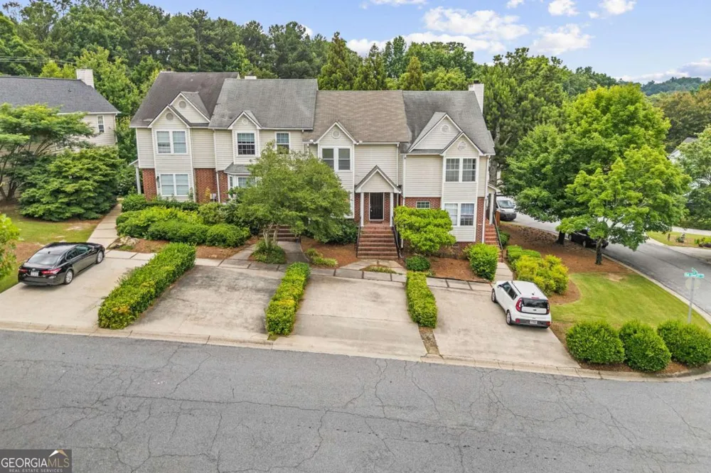 2266 Oak Glenn CIR Duluth, GA 30096