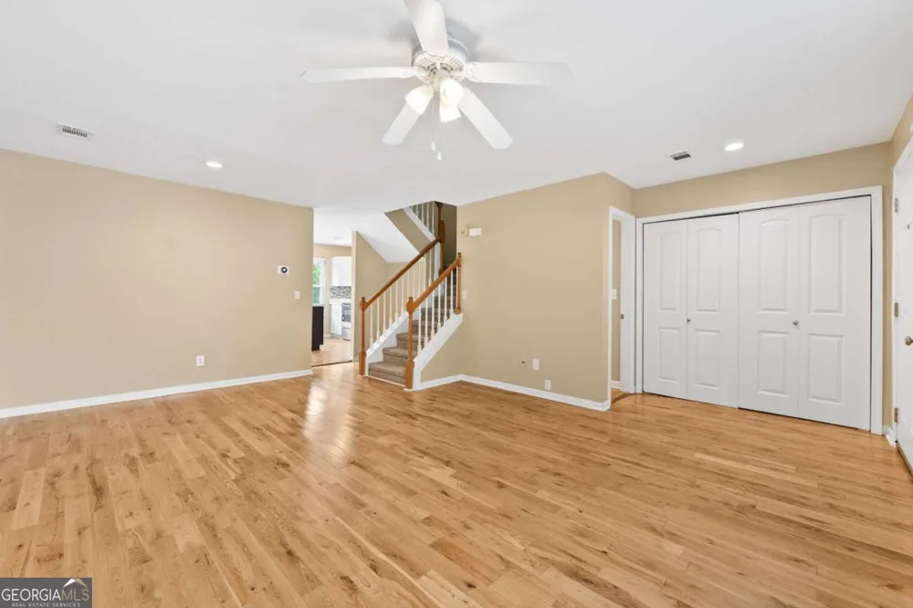 2266 Oak Glenn CIR Duluth, GA 30096
