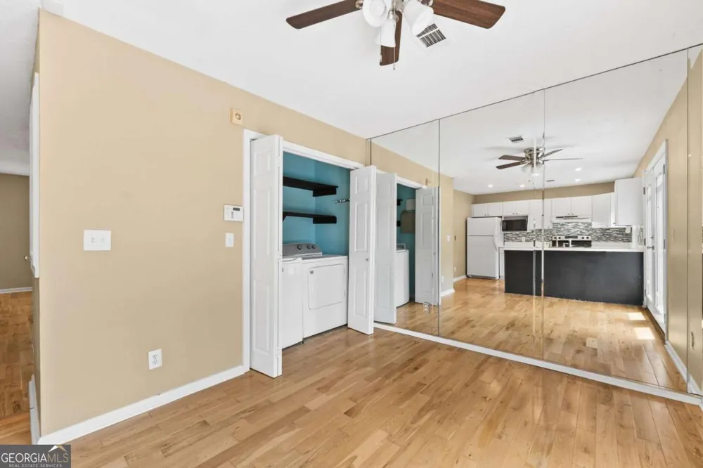 2266 Oak Glenn CIR Duluth, GA 30096