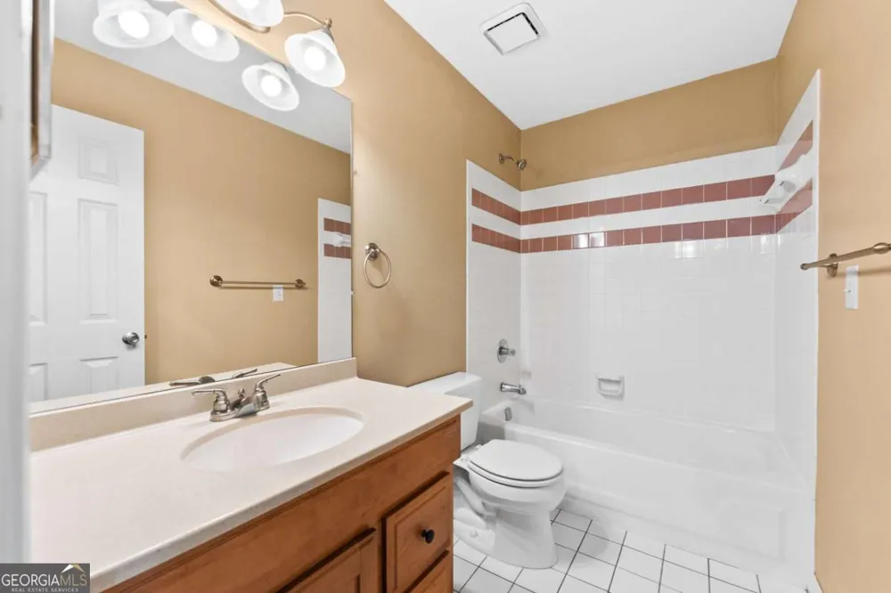 2266 Oak Glenn CIR Duluth, GA 30096