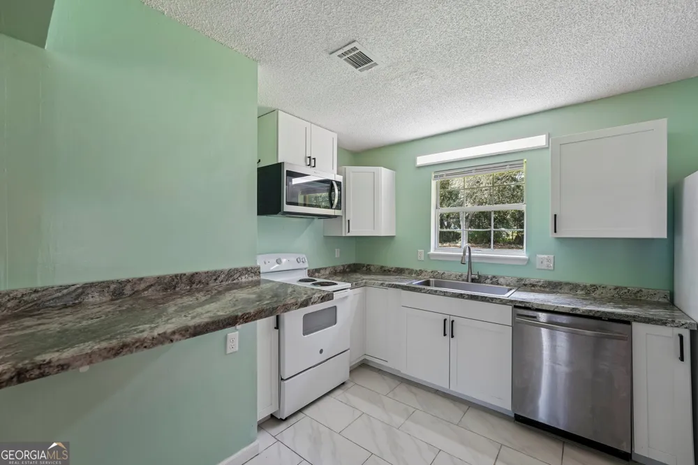 310 Watts ST St. Marys, GA 31558