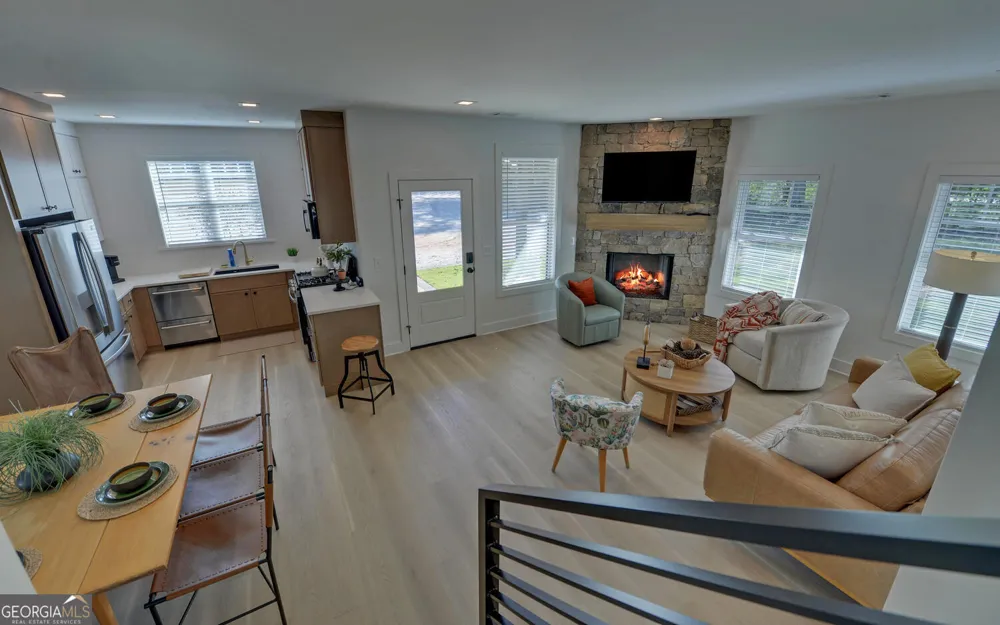 71 Woodlake Crt Hartwell, GA 30643