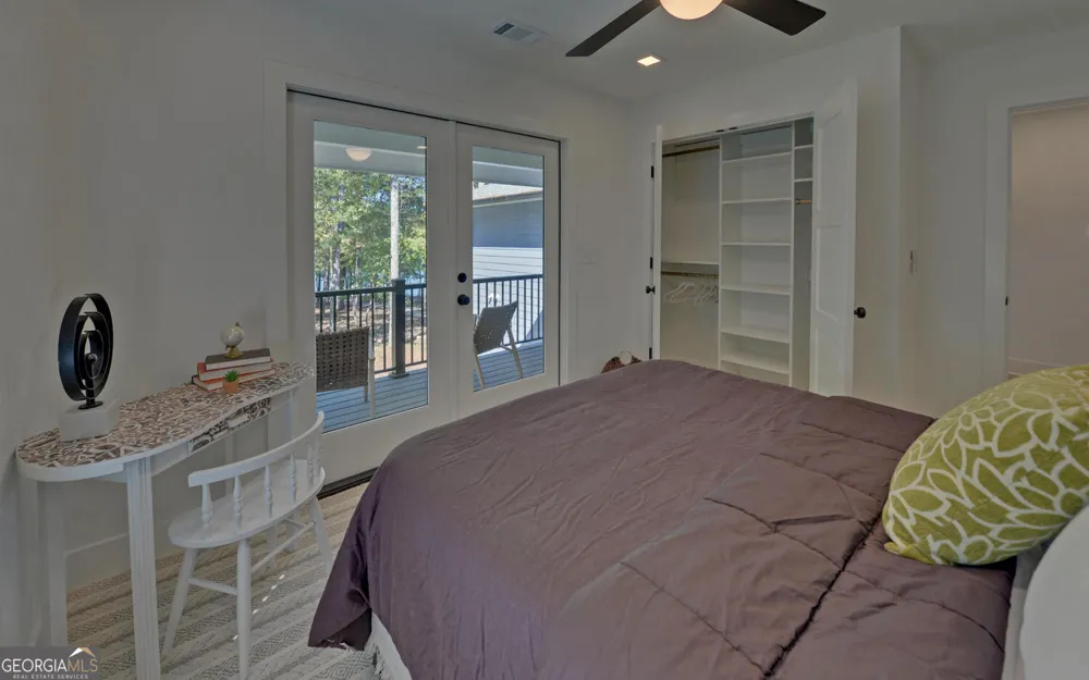 71 Woodlake Crt Hartwell, GA 30643