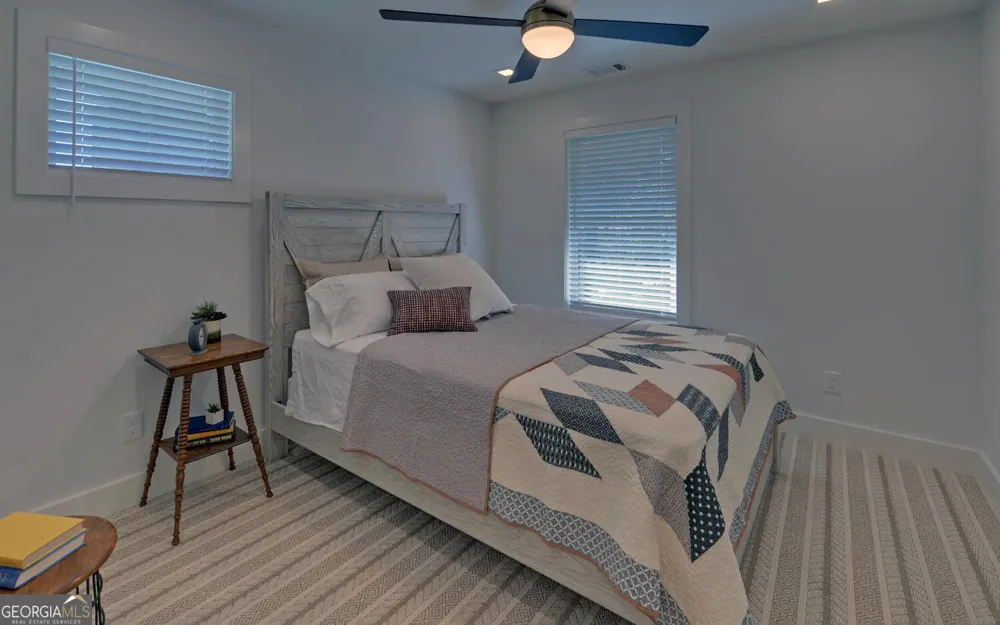 71 Woodlake Crt Hartwell, GA 30643