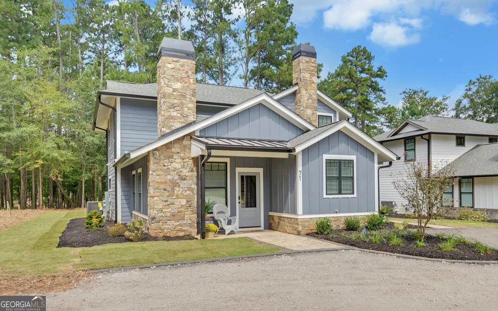 71 Woodlake Crt Hartwell, GA 30643