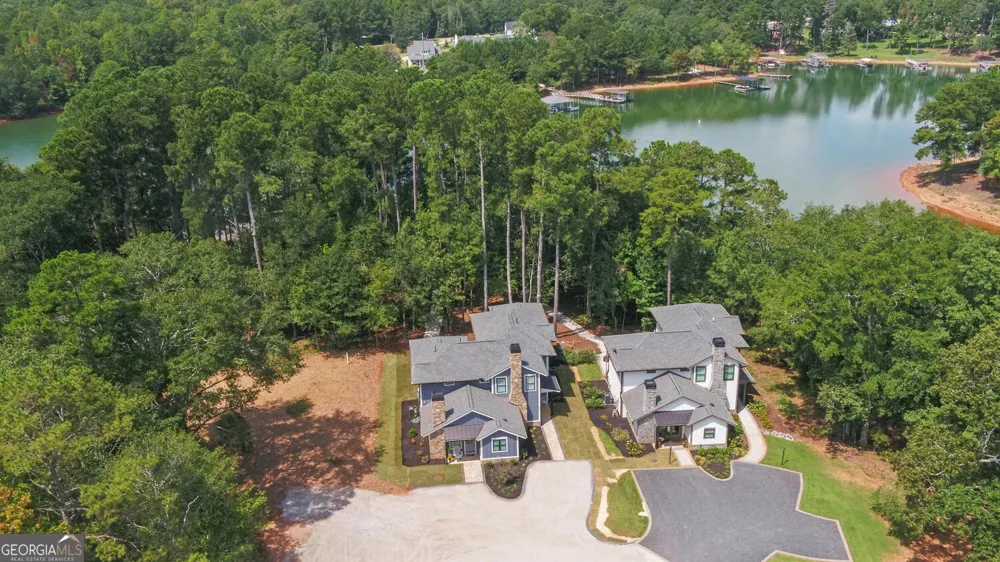 71 Woodlake Crt Hartwell, GA 30643