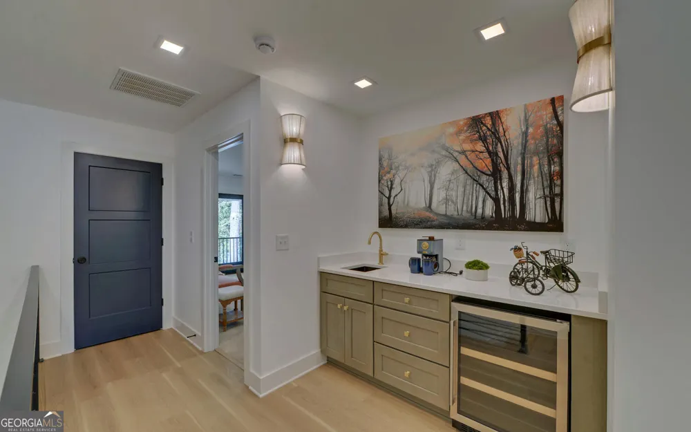 73 Woodlake Crt Hartwell, GA 30643