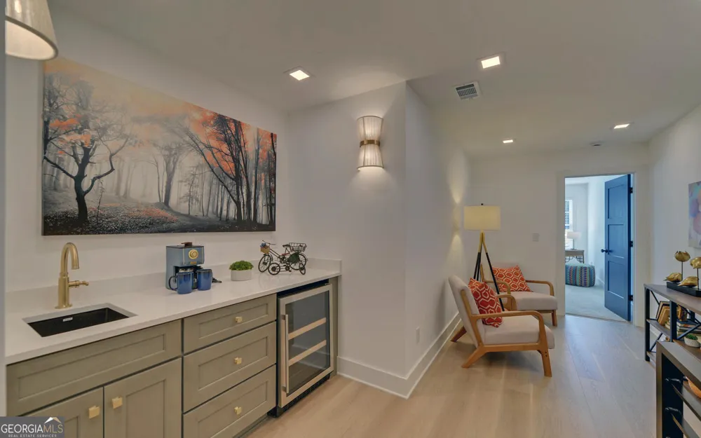 73 Woodlake Crt Hartwell, GA 30643