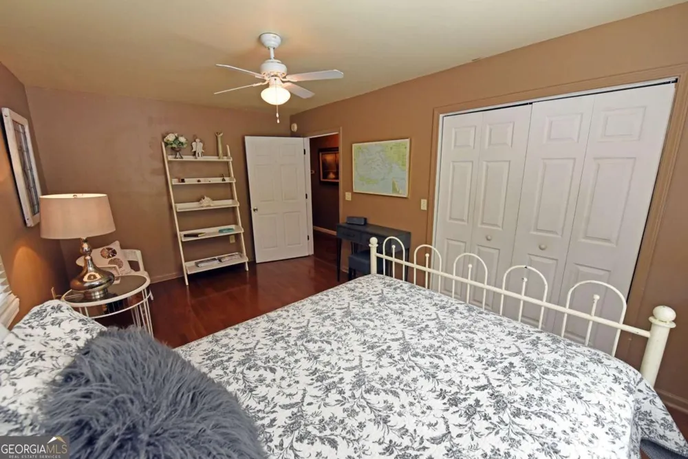 1512 Smithfield LN Young Harris, GA 30582